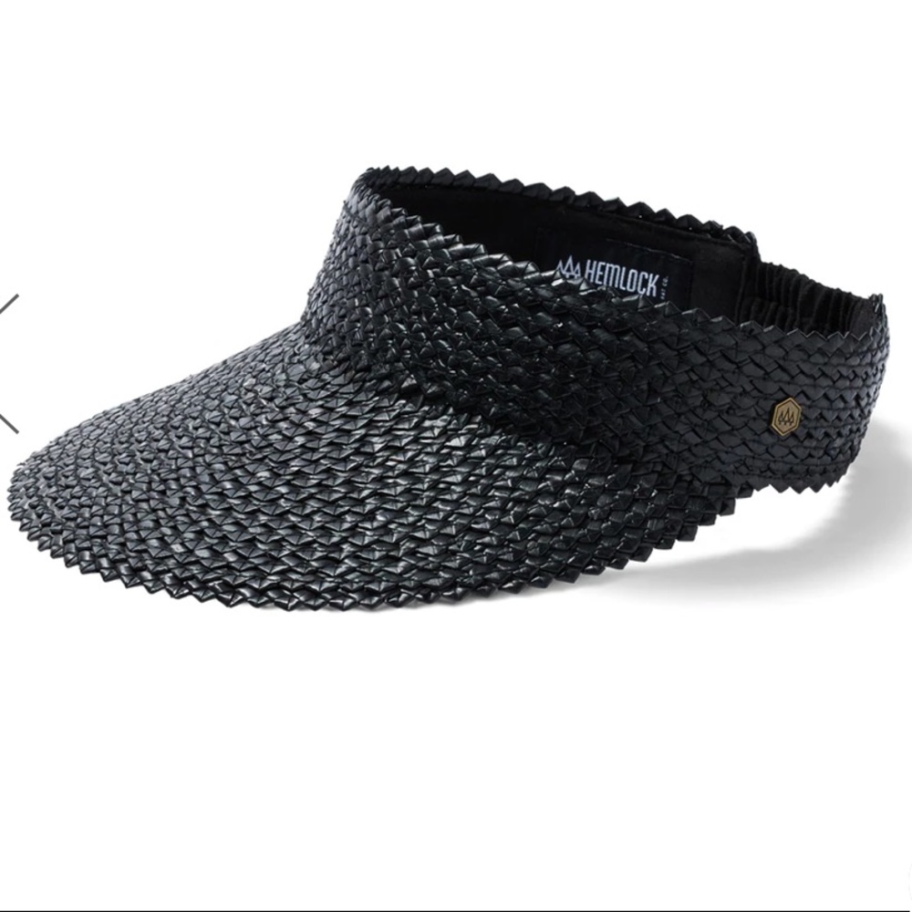 Hemlock Capri Visor in Onyx (Black)